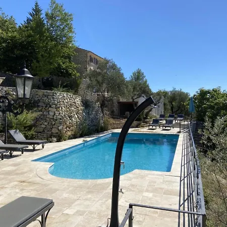 Beautiful With Private Pool Дом отдыха Ampus